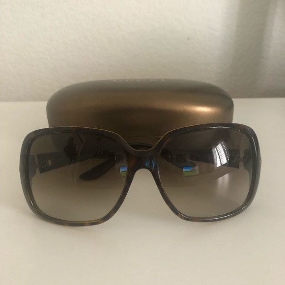 Woman’s Gucci Sunglasses main image 6